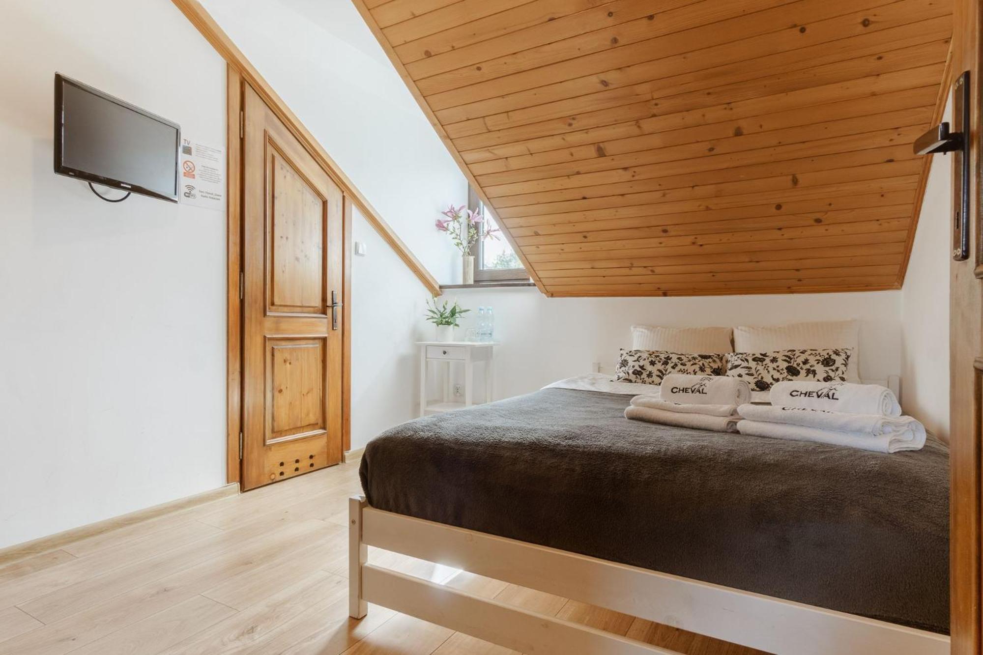 Pokoje Goscinne Cheval Krakow Ngoại thất bức ảnh
